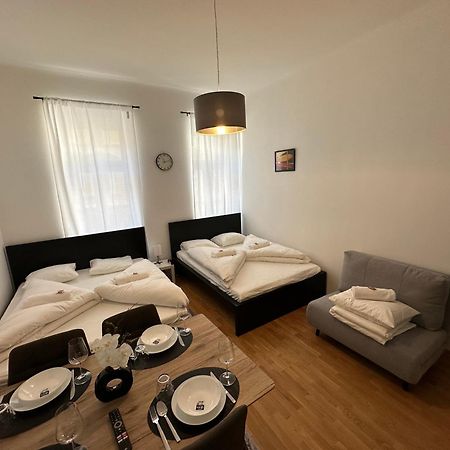 Cozy-5-Person Apartment In Vienna 5 외부 사진